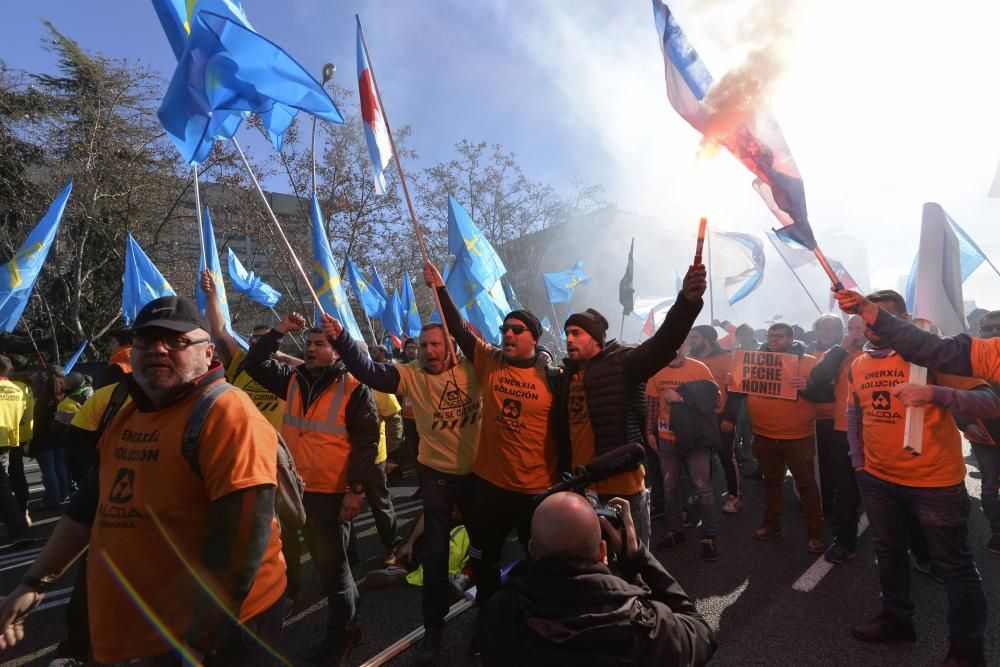 Manifestación de trabajadores de Alcoa en Madrid