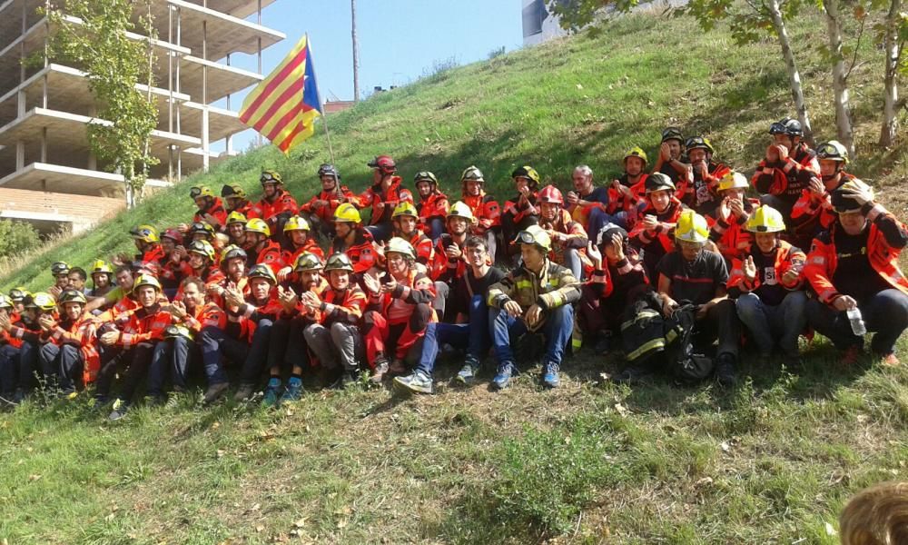 Multitudinària manifestació contra la violència a Manresa