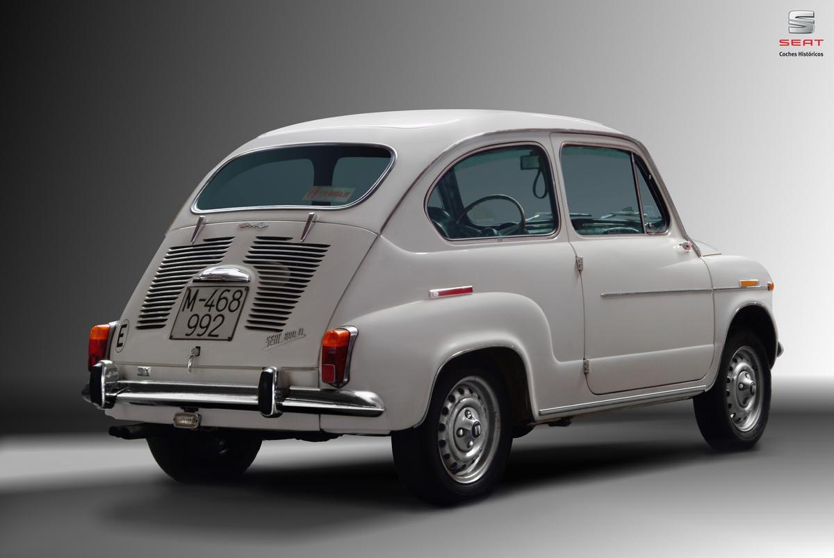 Imagen de un Seat 600. Imagen de un Seat 600.