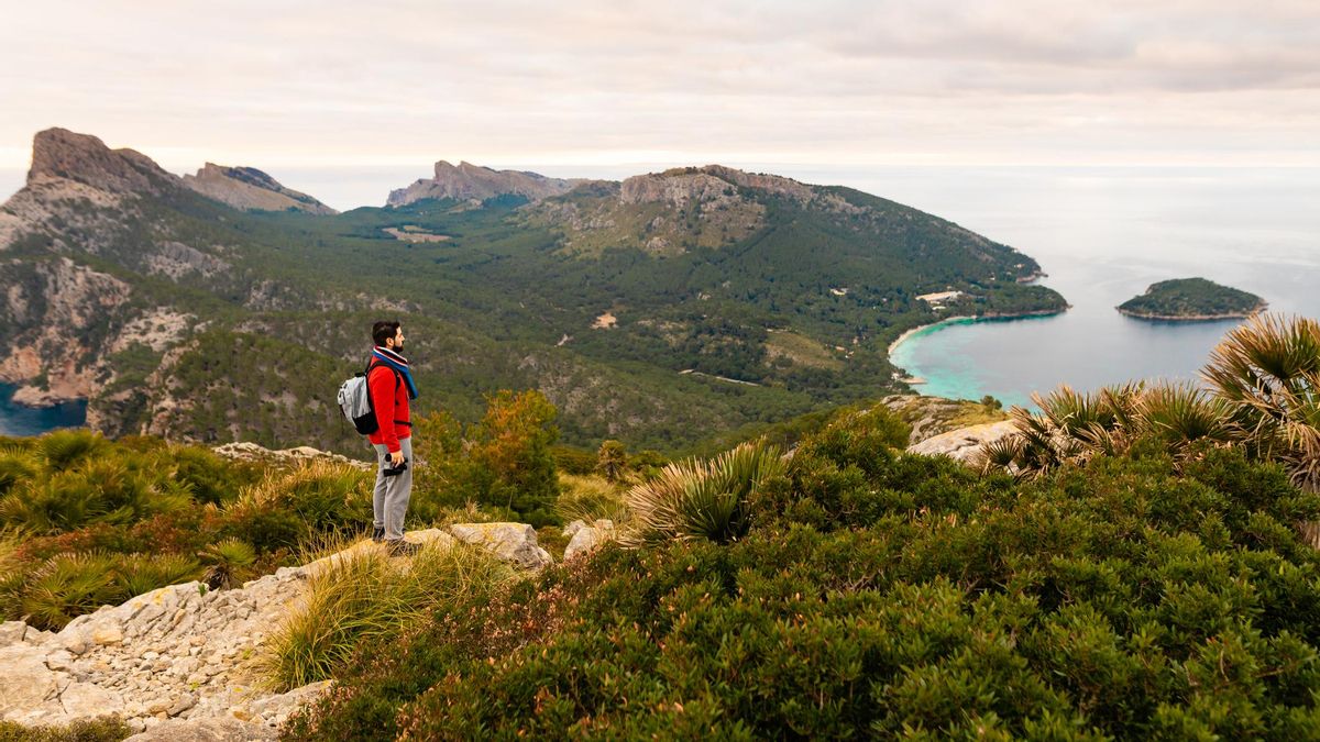 La ruta de senderismo que todo el mundo debería hacer atraviesa una de las calzadas romanas mejor conservadas de España