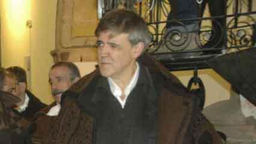 Ricardo Flecha Barrio, Escultor, director de la Escuela de Arte