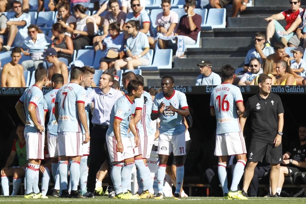 Las mejores imágenes del duelo entre el Celta y la Real Sociedad en el primer partido de Liga en Balaídos.