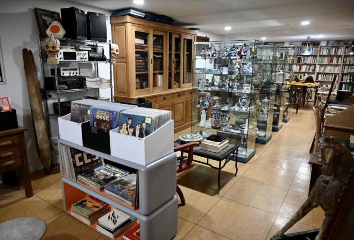 Libros, muebles o fotografías, entre otras muchas cosas, tienen cabida en este espacio.