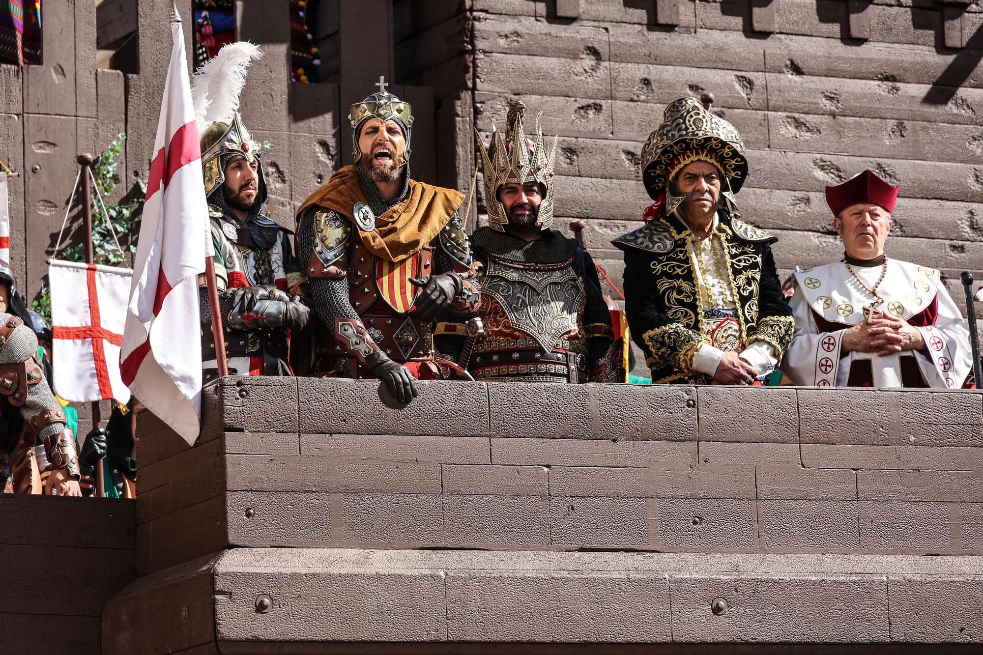 Estalla la batalla en Alcoy