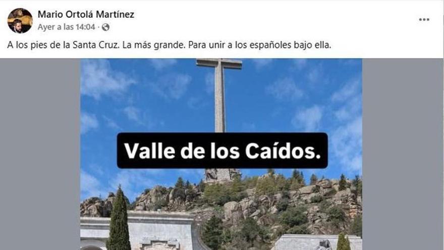 Dos referentes de Vox Alicante, de viaje a la Cruz de los Caídos