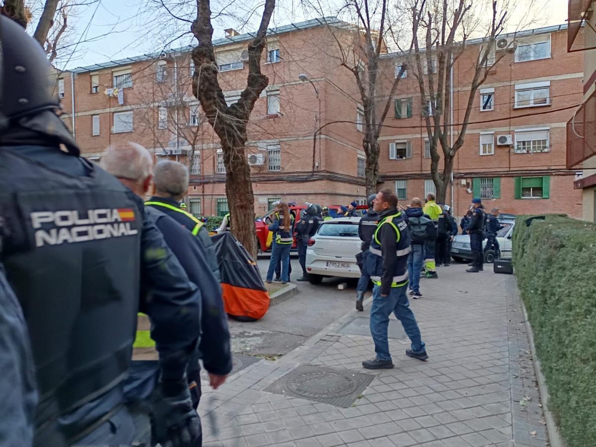 Una explosión de gas en Carabanchel deja un muerto y varios heridos.