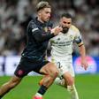 Jack Grealish y Dani Carvajal en la ida de los cuartos de final