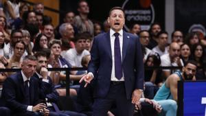 El vell Palau torna a creuar els dits