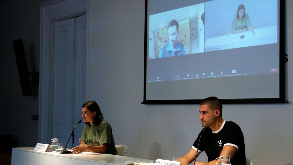 Kilian Jornet va participar en la lectura del manifest a través de videoconferència. | ACN
