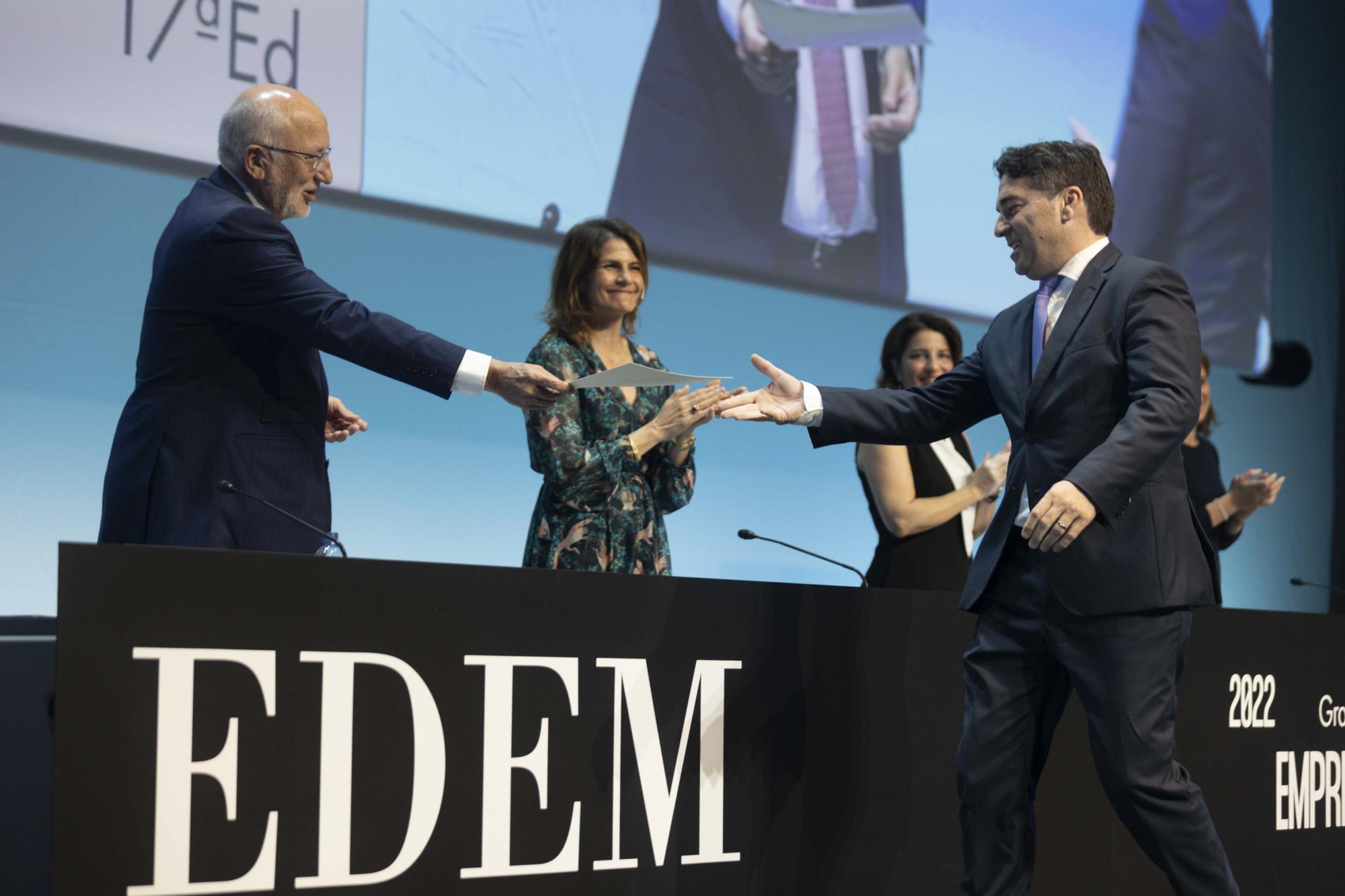 Graduación alumnos EDEM Escuela de Empresarios 2022 en València