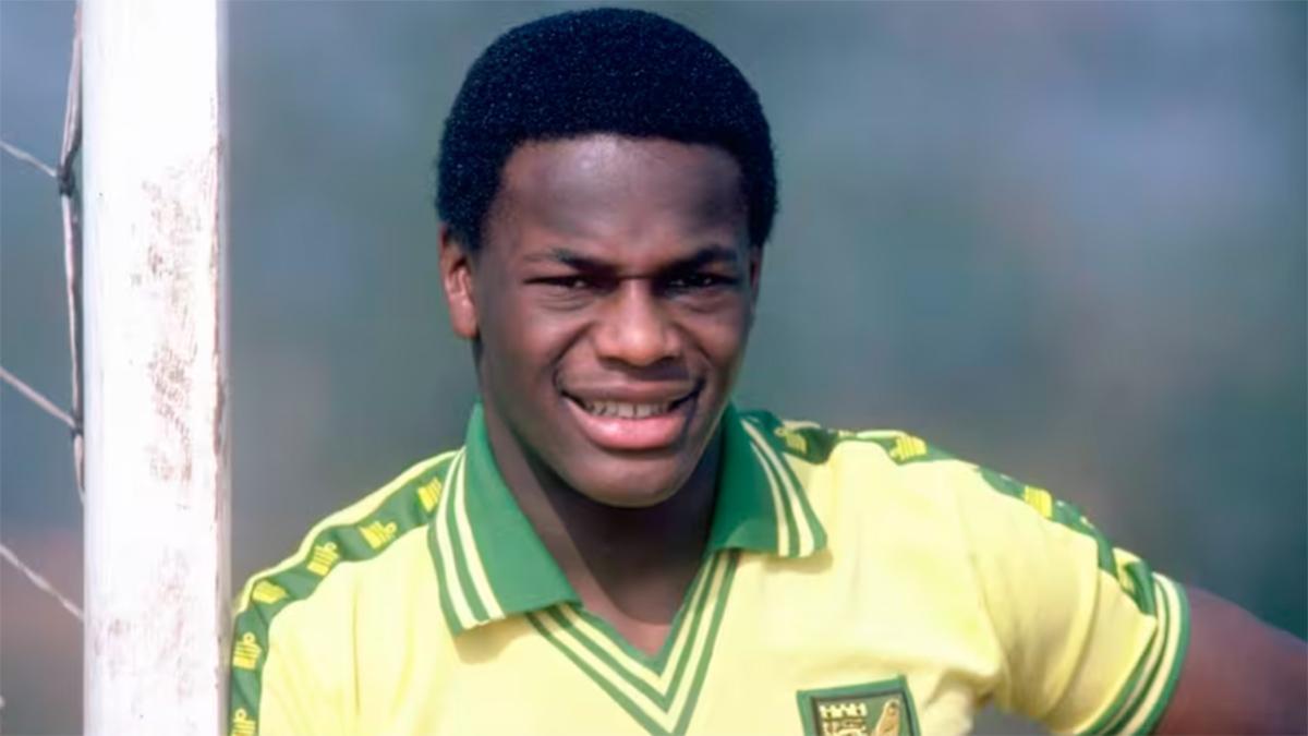 Justin Fashanu jugó en el Norwich