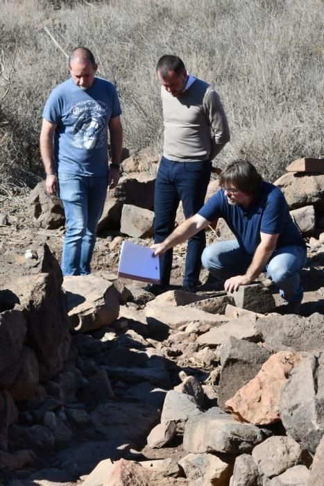 Hallan en La Fortaleza estructuras funerarias desconocidas en Canarias