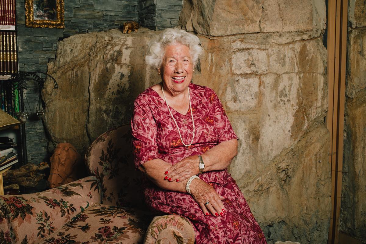 Charito, en su casa de Patones, municipio del que se enamoró hace más de 50 años. 