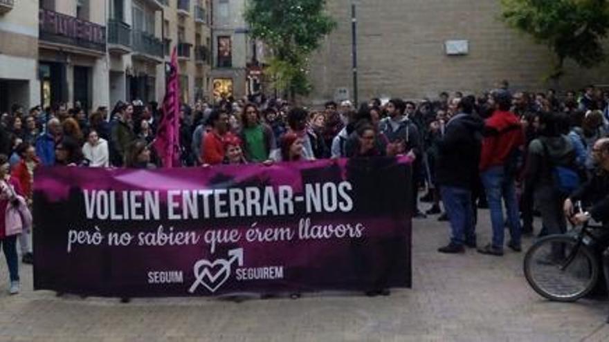 Prop de 200 manifestants protesten pel desallotjament de l&#039;Espai pels Somnis d&#039;Igualada