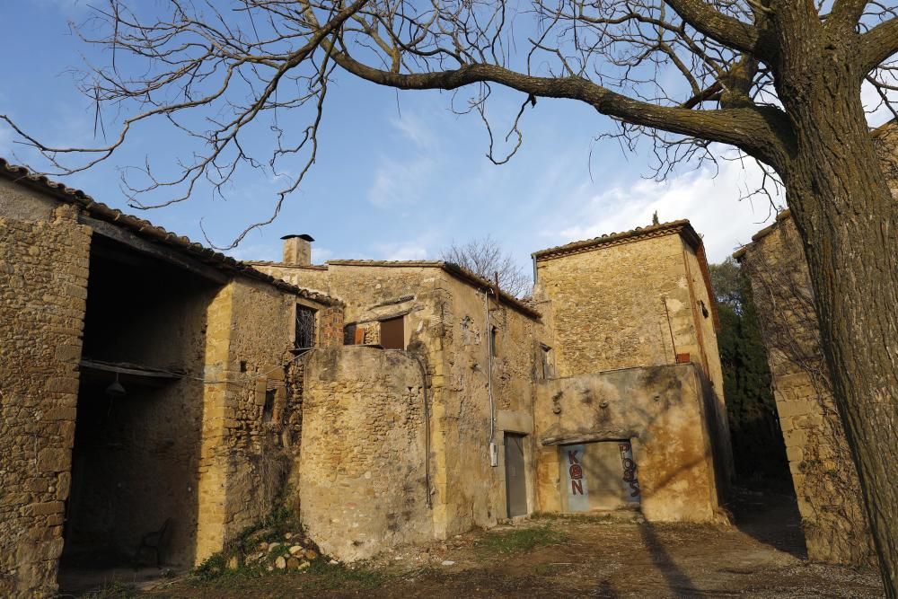 Sant Marçal de Quarantella, un poble en venda per 2 milions