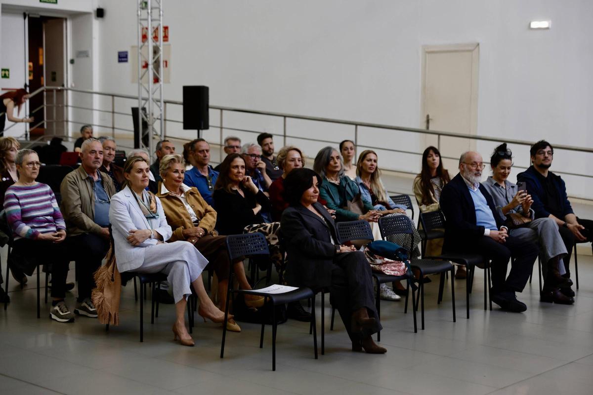 La Asociación de Amigos de LABoral Centro de Arte echa a andar en Gijón, en imágenes