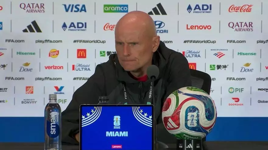 Solbakken: "La cámara aérea probablemente merece una asistencia en el gol de Inglaterra"