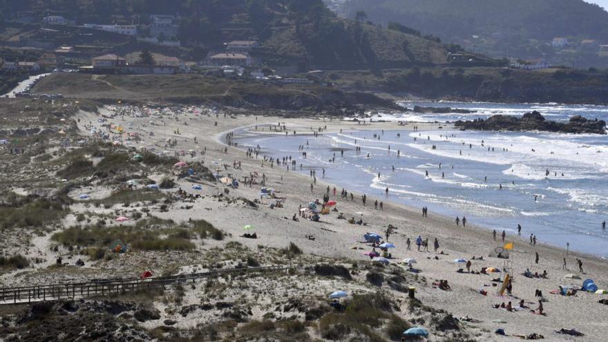Arteixo exigirá tener un mínimo de 22 socorristas en sus playas