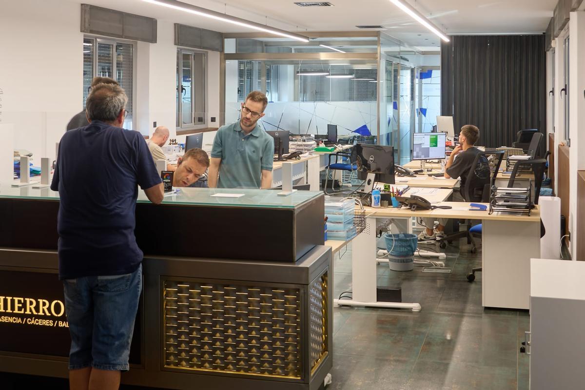 Interior de las oficinas de Hierros Díaz.