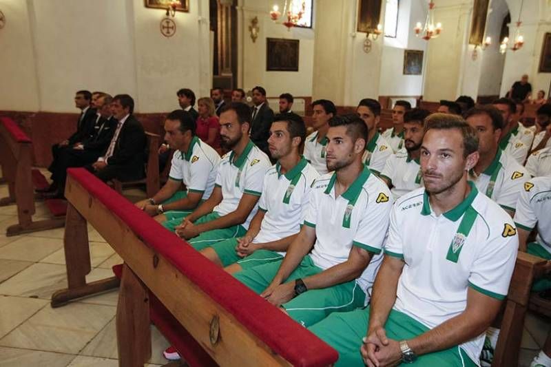 Ofrenda floral del Córdoba Cf a San Rafael