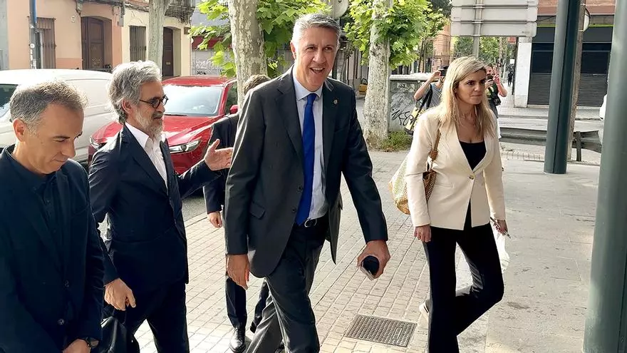 Albiol declara ante el juez por desvelar datos médicos de un sintecho