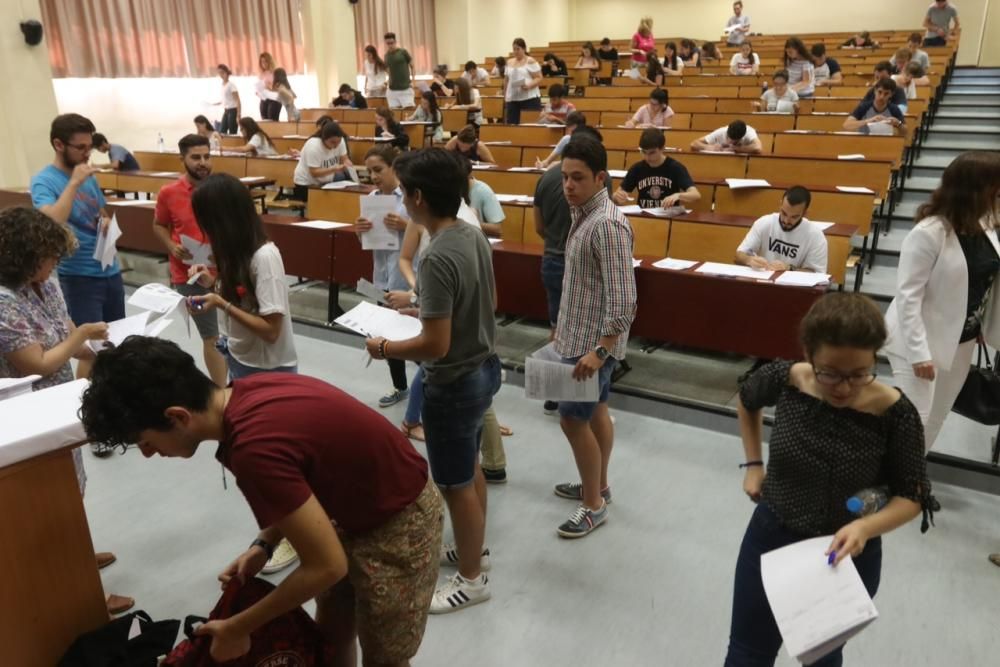 La EBAU se estrena en Málaga para 2.700 alumnos con el examen de Lengua Castellana y absoluta normalidad en las 17 sedes de la provincia