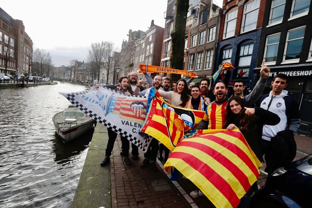 La afición del Valencia CF, en Ámsterdam