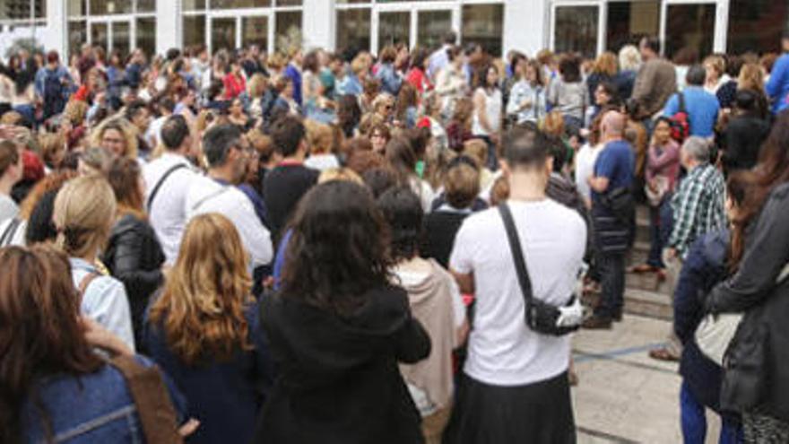 Casi 50.000 opositores se examinarán para auxiliar administrativo de Sanidad