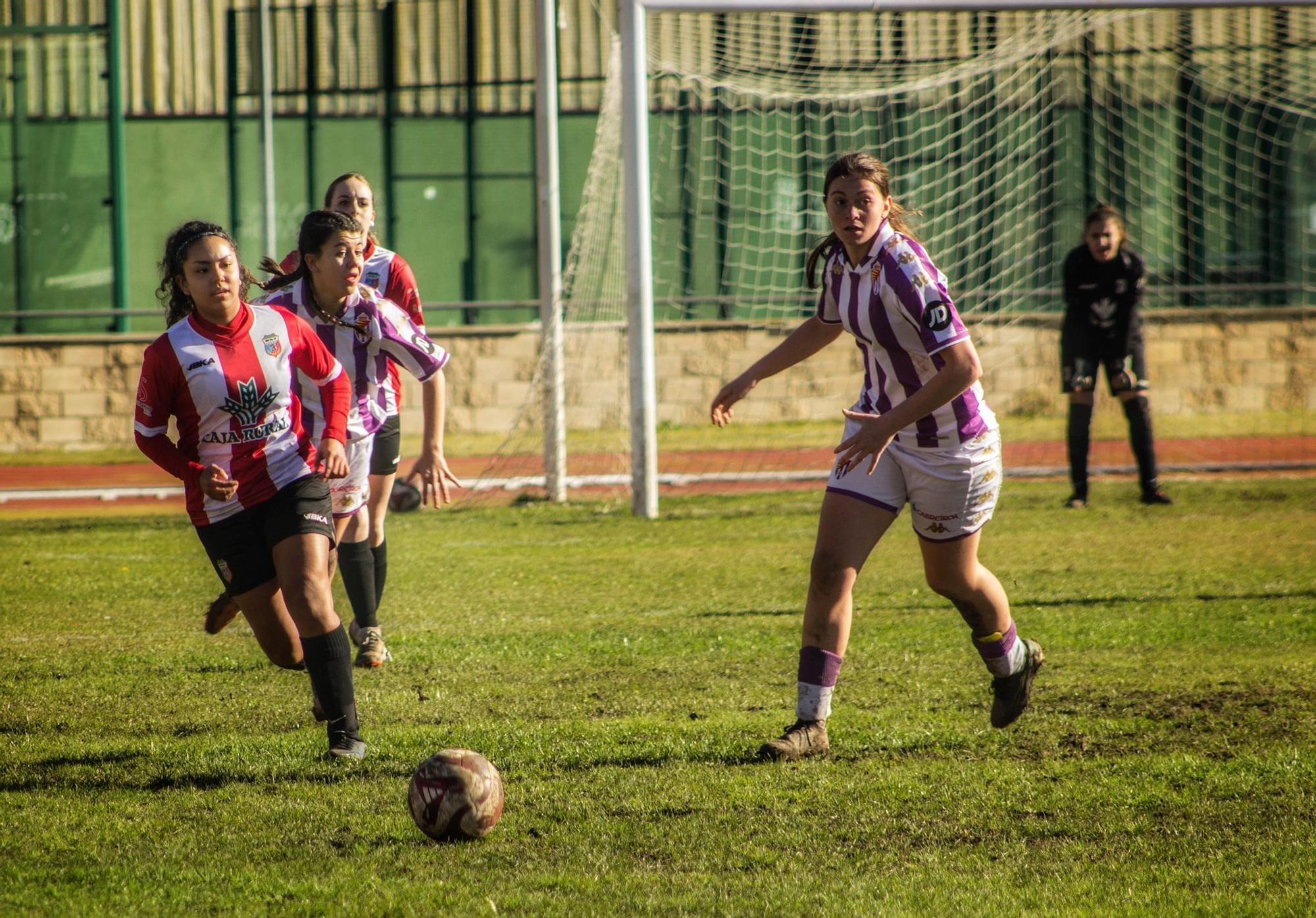 Torneo solidario de fútbol femenino