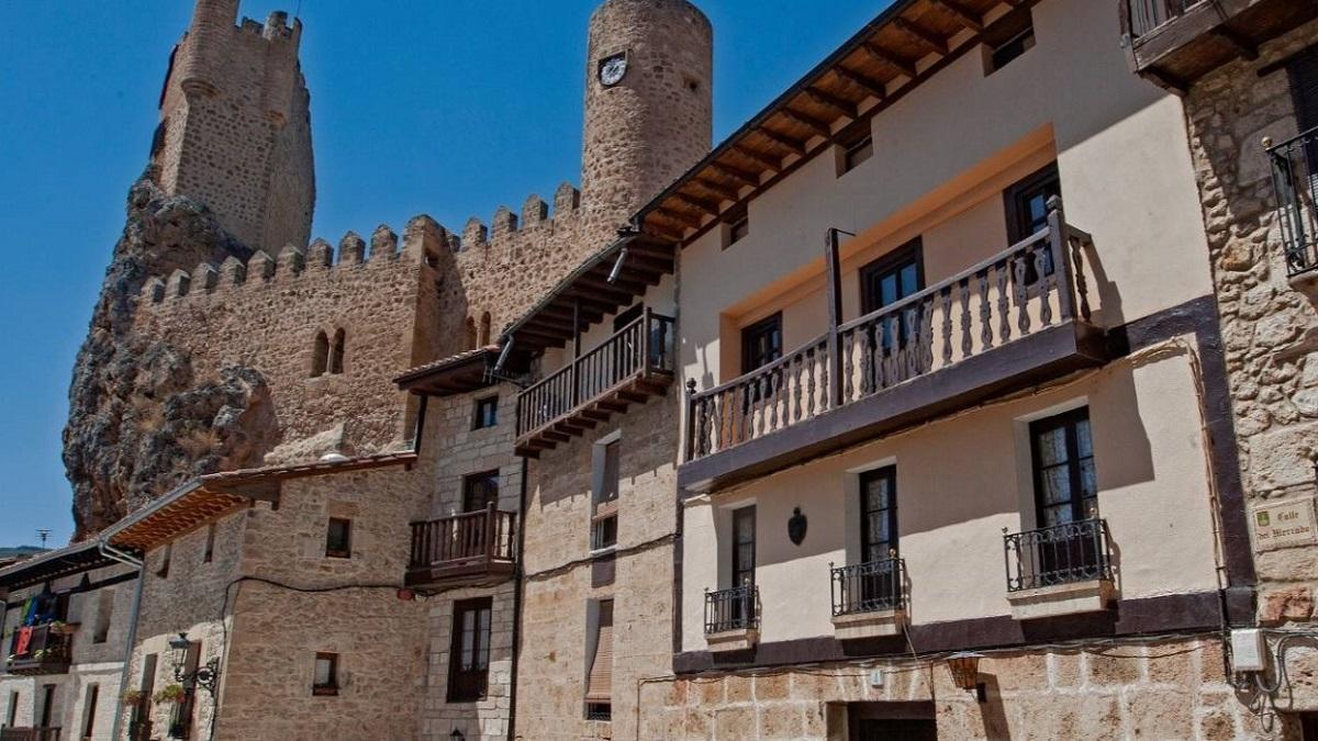La ciudad más pequeña de España está en Castilla y León y es un destino de turismo rural perfecto.