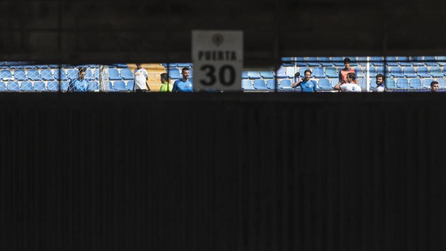 El entrenamiento de ayer del Hércules, a puerta cerrada.