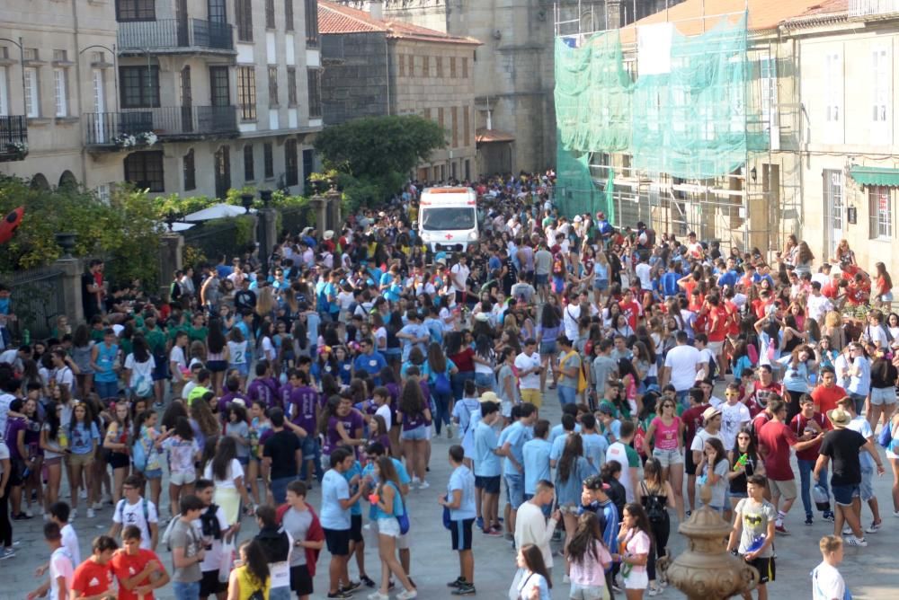 Pontevedra vibra con las peñas // G.Santos