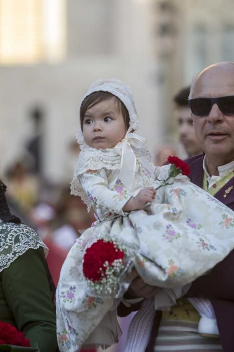 Primer día de Ofrenda de Fallas