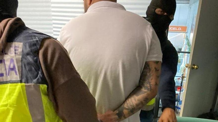 Arrestados otros cinco aficionados por los disturbios al final del partido Málaga-Ibiza