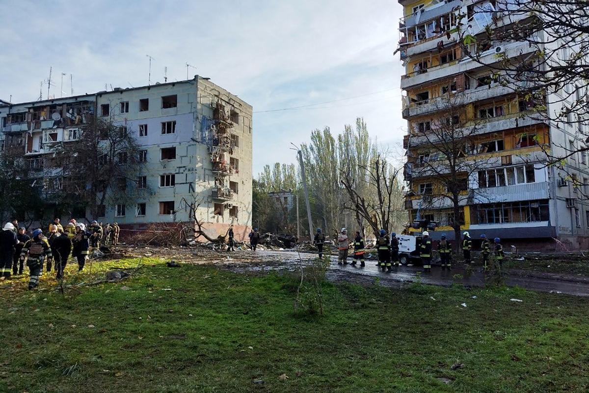 Al menos 12 personas han muerto como resultado del ataque nocturno ruso con misiles contra la ciudad ucraniana de Zaporiyia.