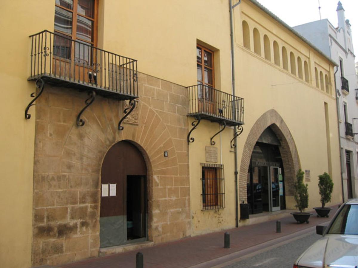 La Casa Maians d'Oliva acoge la jornada expositiva