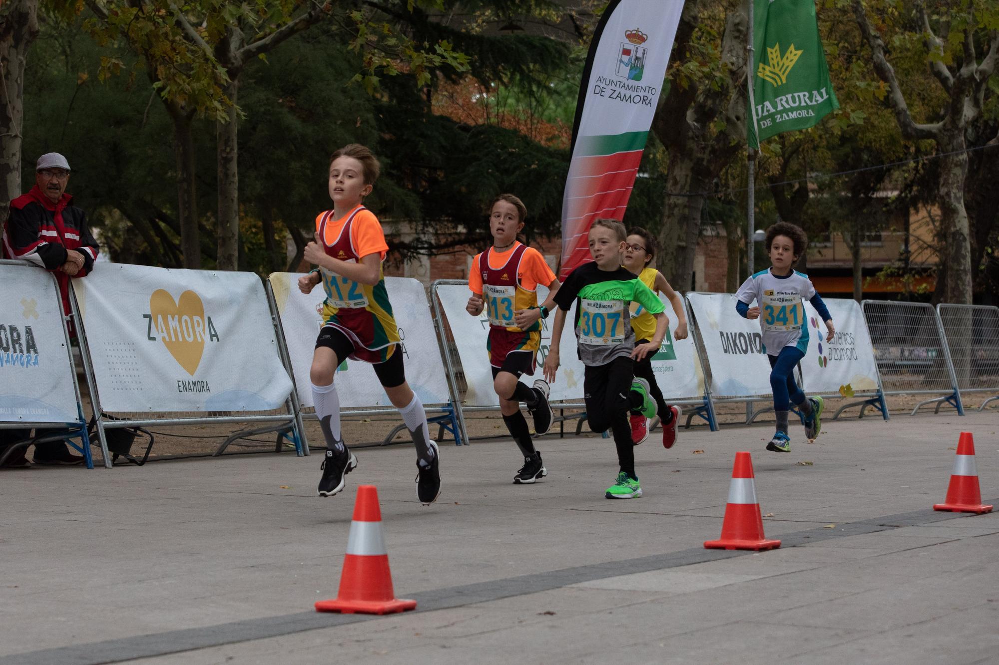 GALERÍA | La milla urbana de atletismo en Zamora, en imágenes