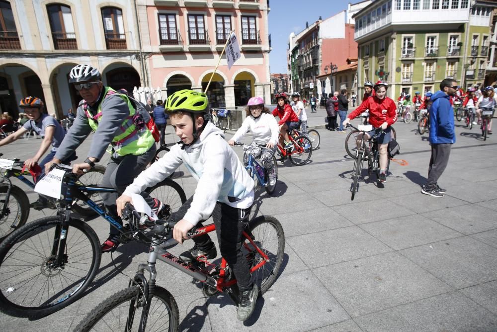 Celebración del Día de la Bicicleta en Avilés