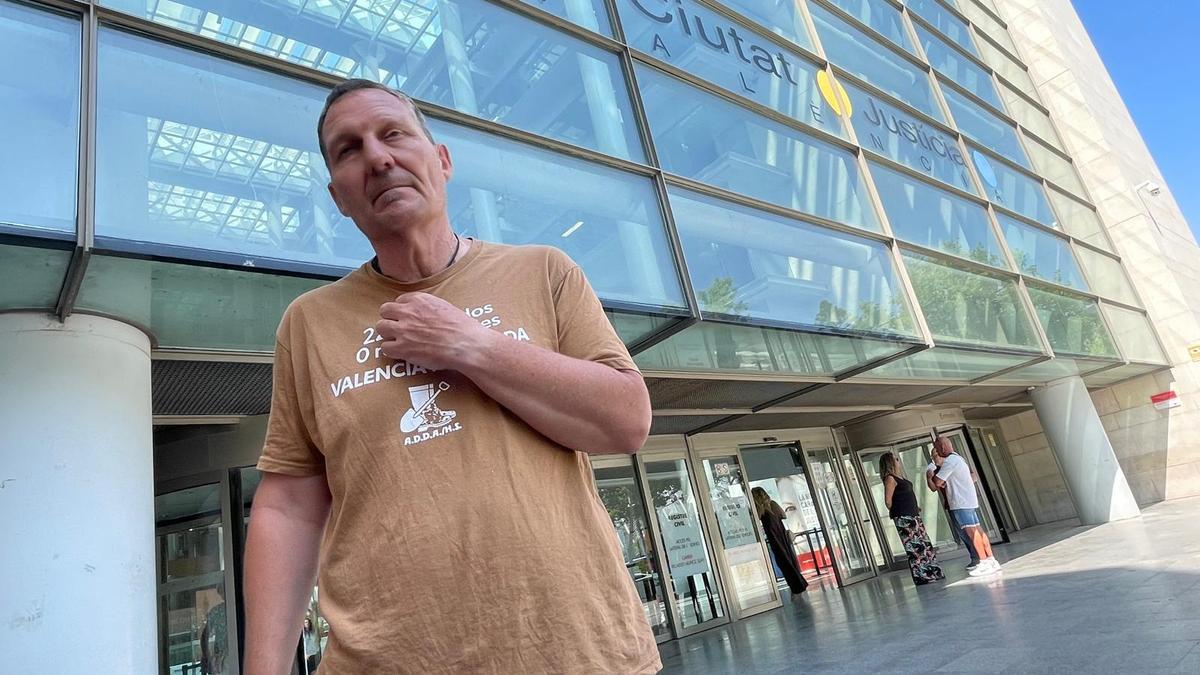 La Asociación de damnificados dana Horta Sud se querellará contra José María Llanos (Vox)