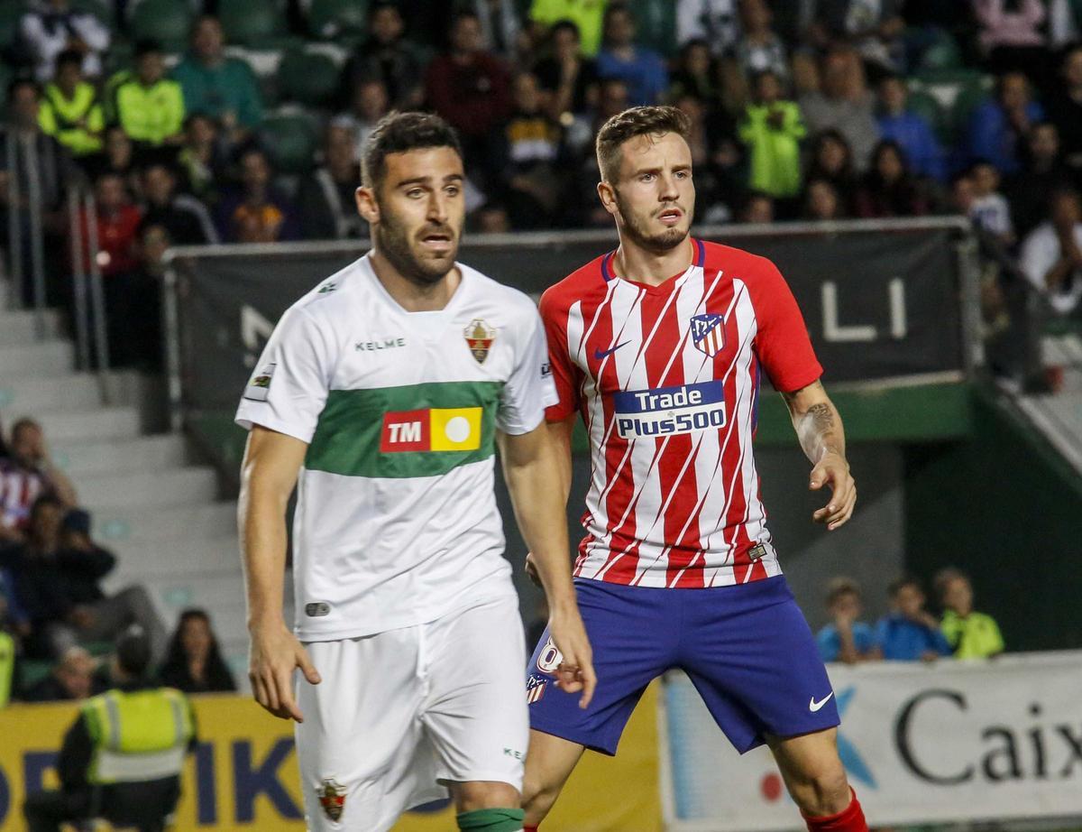 Saúl, enfrentándose al Elche en Copa del Rey como colchonero.