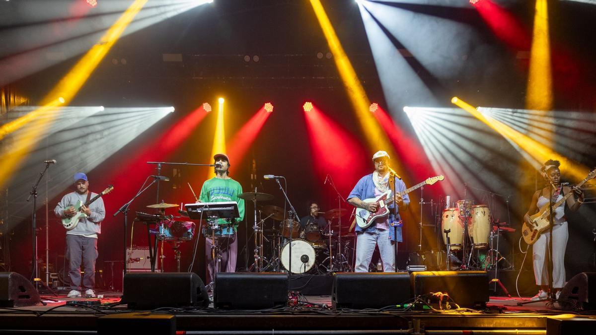 Cosmic Wacho durante el concierto de este jueves en el Jardín de Invierno.
