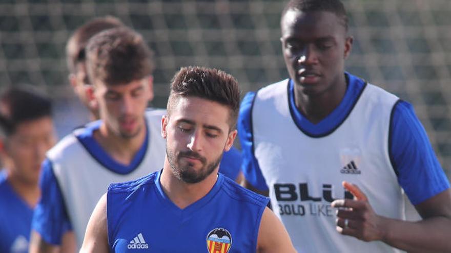 El Elche anuncia que su primer fichaje será Nacho Gil