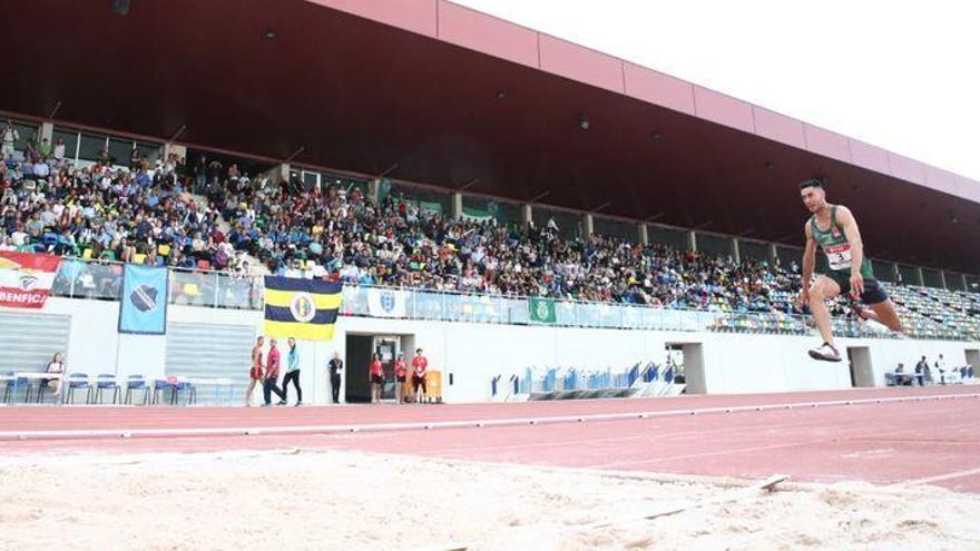 Torrijos catapulta al Playas de Castellón al liderato en la Copa de Europa de clubs