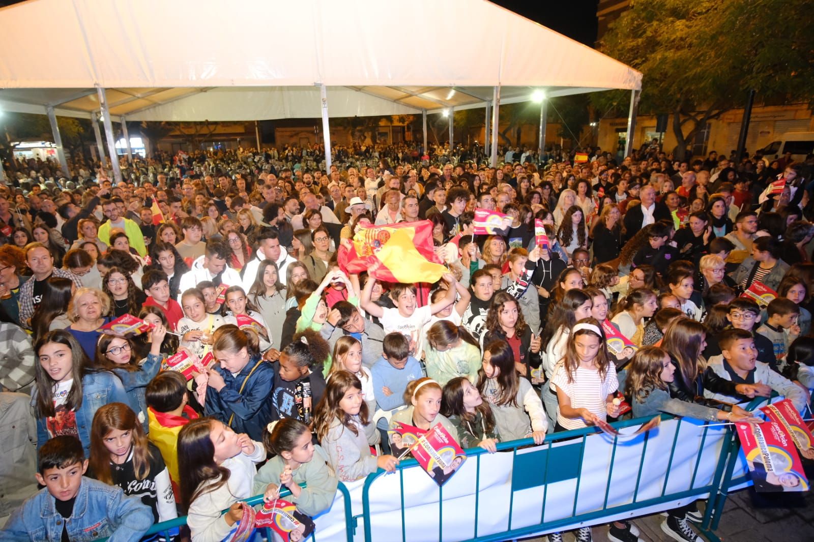 Así apoyan en Elche y El Altet a Blanca Paloma en la gran final de Eurovisión