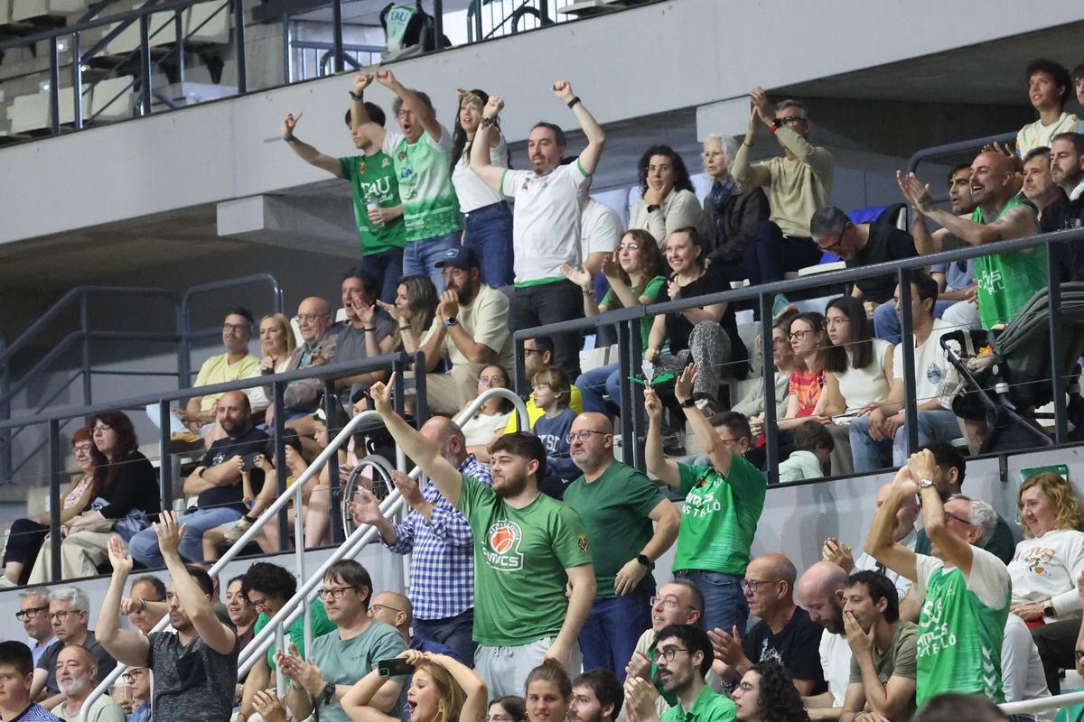 Galería | Las mejores imágenes del Amics Castelló-CB Llíria en el Ciutat Castelló