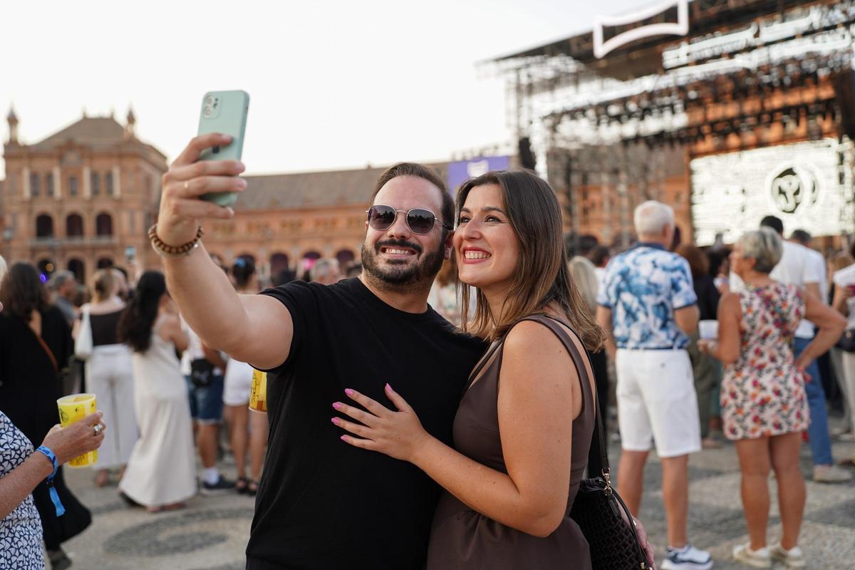 ¿Estuviste en el concierto de Robbie Williams en Icónica Santalucía Sevilla Fest? ¡Búscate en nuestra fotogalería!