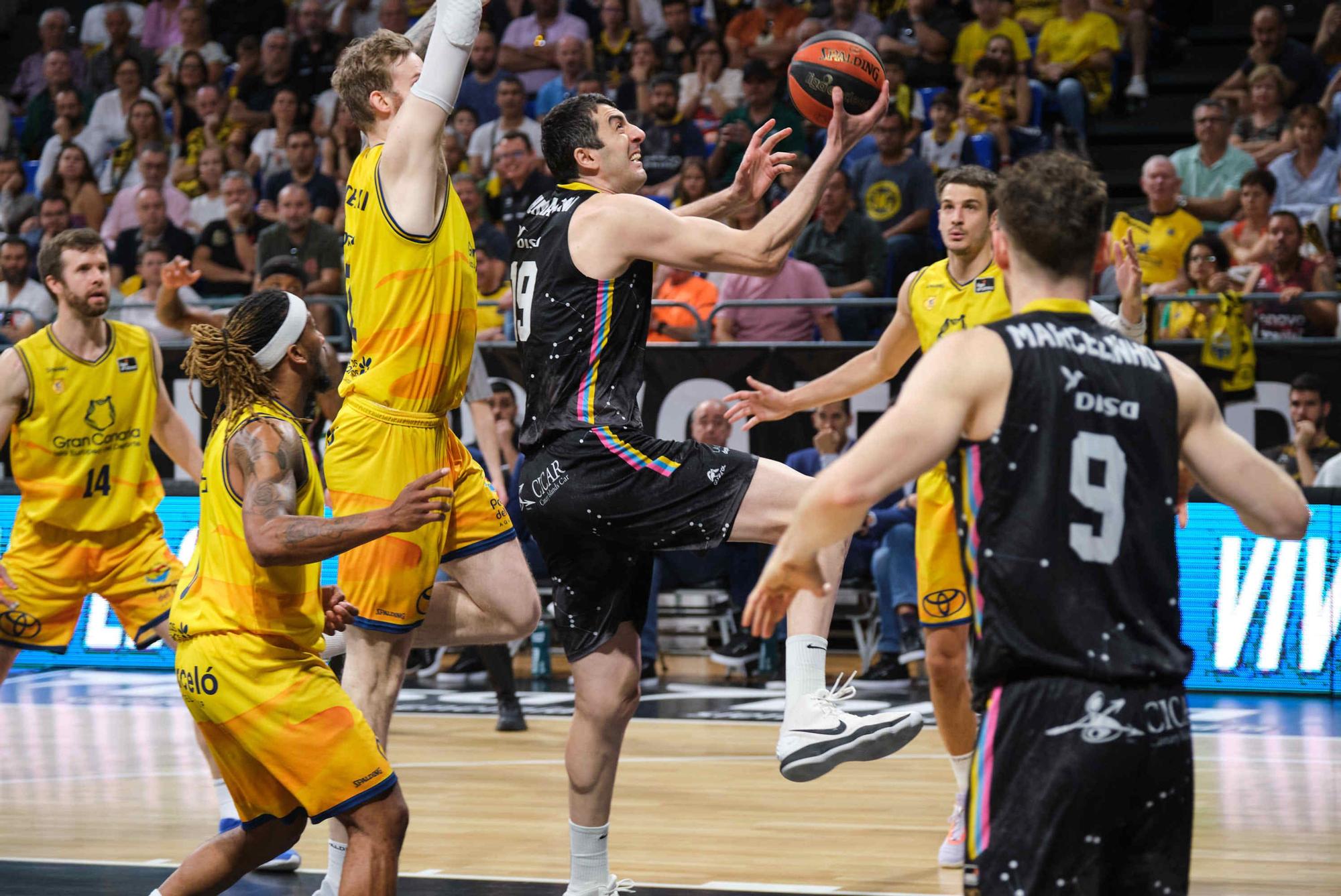 Derbi canario de baloncesto entre el Lenovo Tenerife y el Gran Canaria