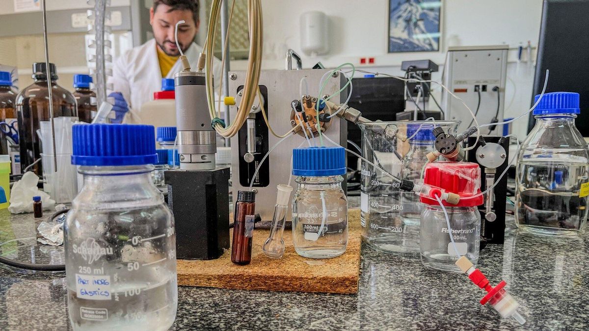 Un laboratorio donde se analiza la contaminación por microplásticos