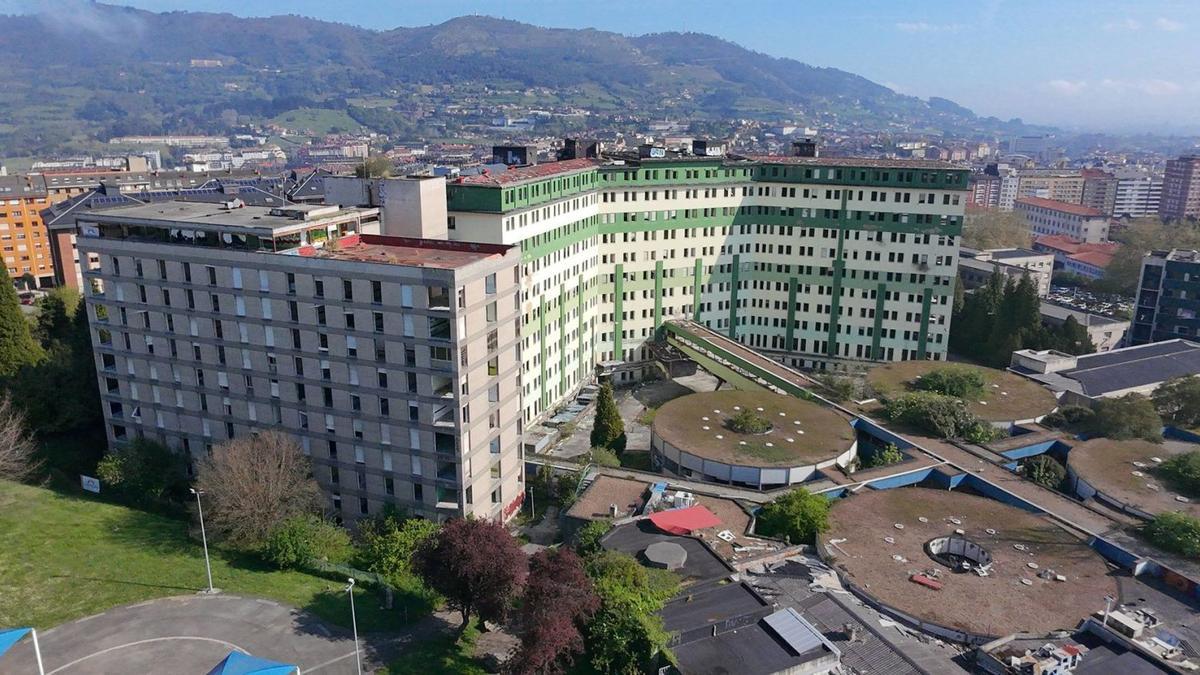 Vista aérea, tomada con un dron, del antiguo Hospital General.