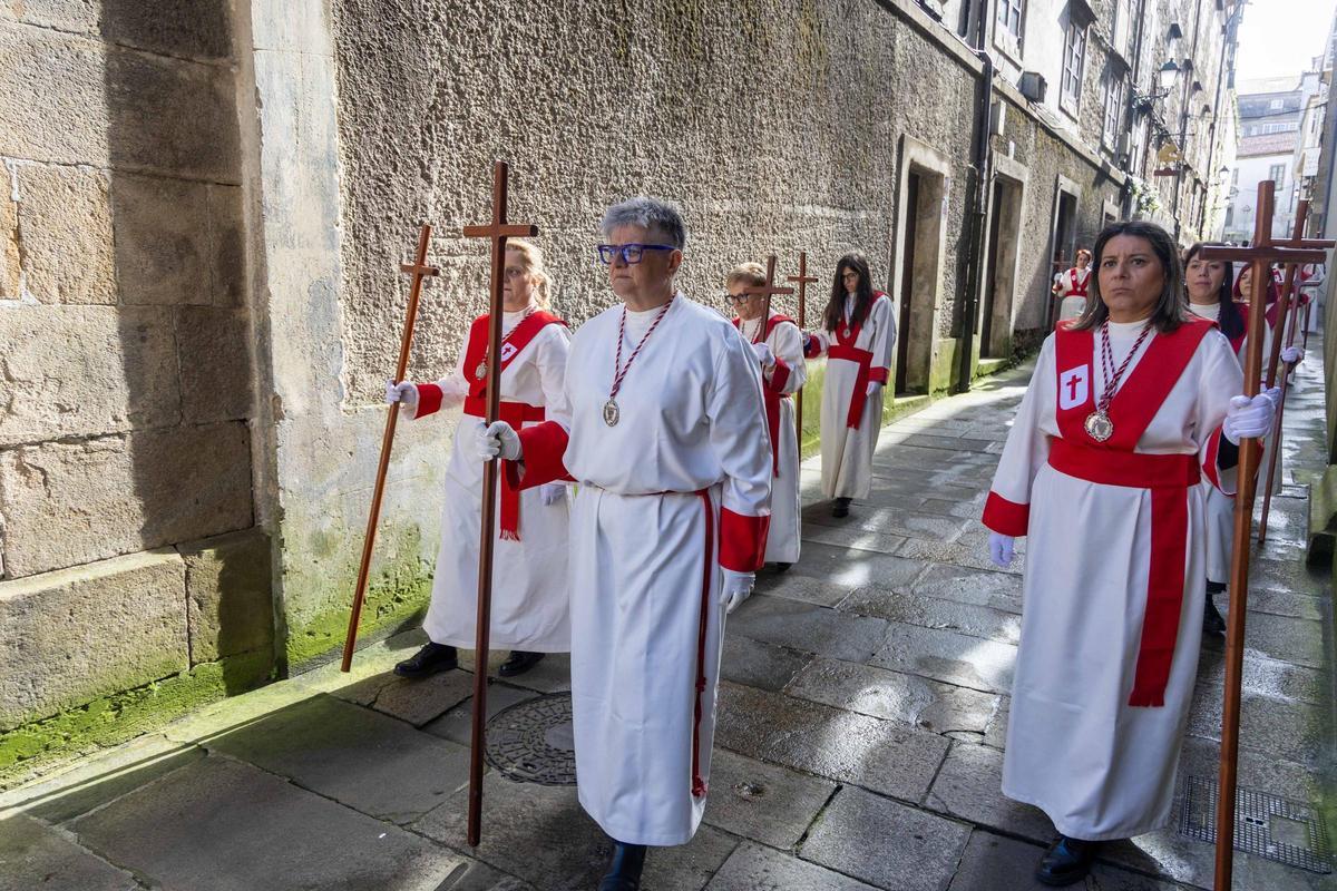 El Cristo de la Paciencia regresa a Conxo y pone el broche final a la Semana Santa compostelana